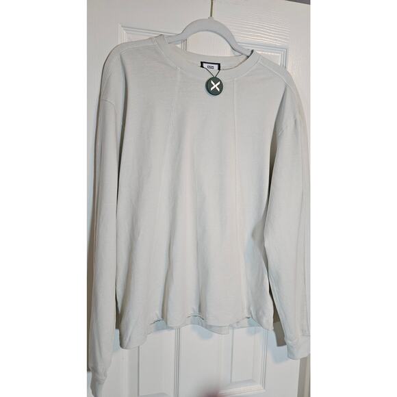 Kith Large Panelled 101 Pullover
Zephyr - Picture 1 of 7